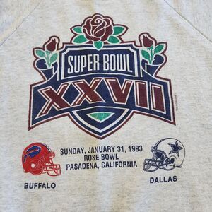 Authentic Vtg Super Bowl XXVII Buffalo V Dallas 1993 Rose Bowl Sz L Sweater USA